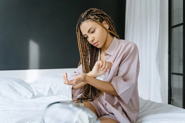 mixed brown and blonde box braid